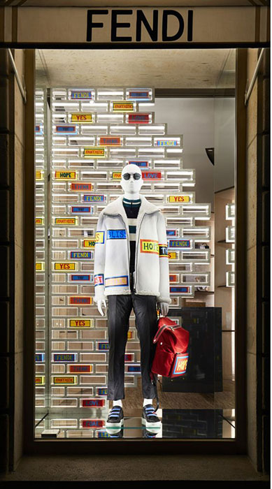 Fendi vetrina abbigliamento uomo