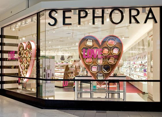 vetrine profumerie Sephora San Valentino