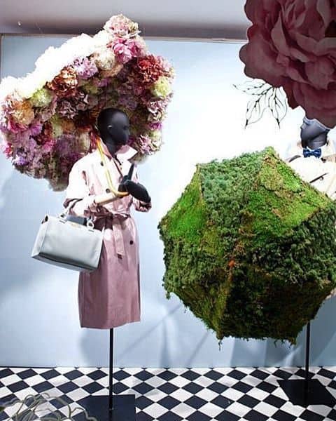 Come allestire una vetrina di fiori 