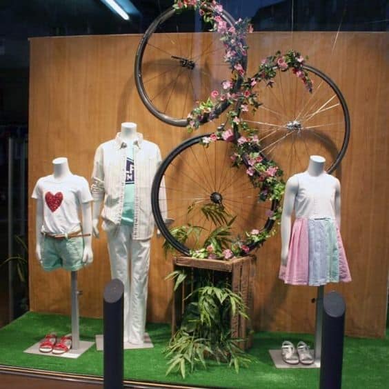 vetrina-giro-d-italia-idea