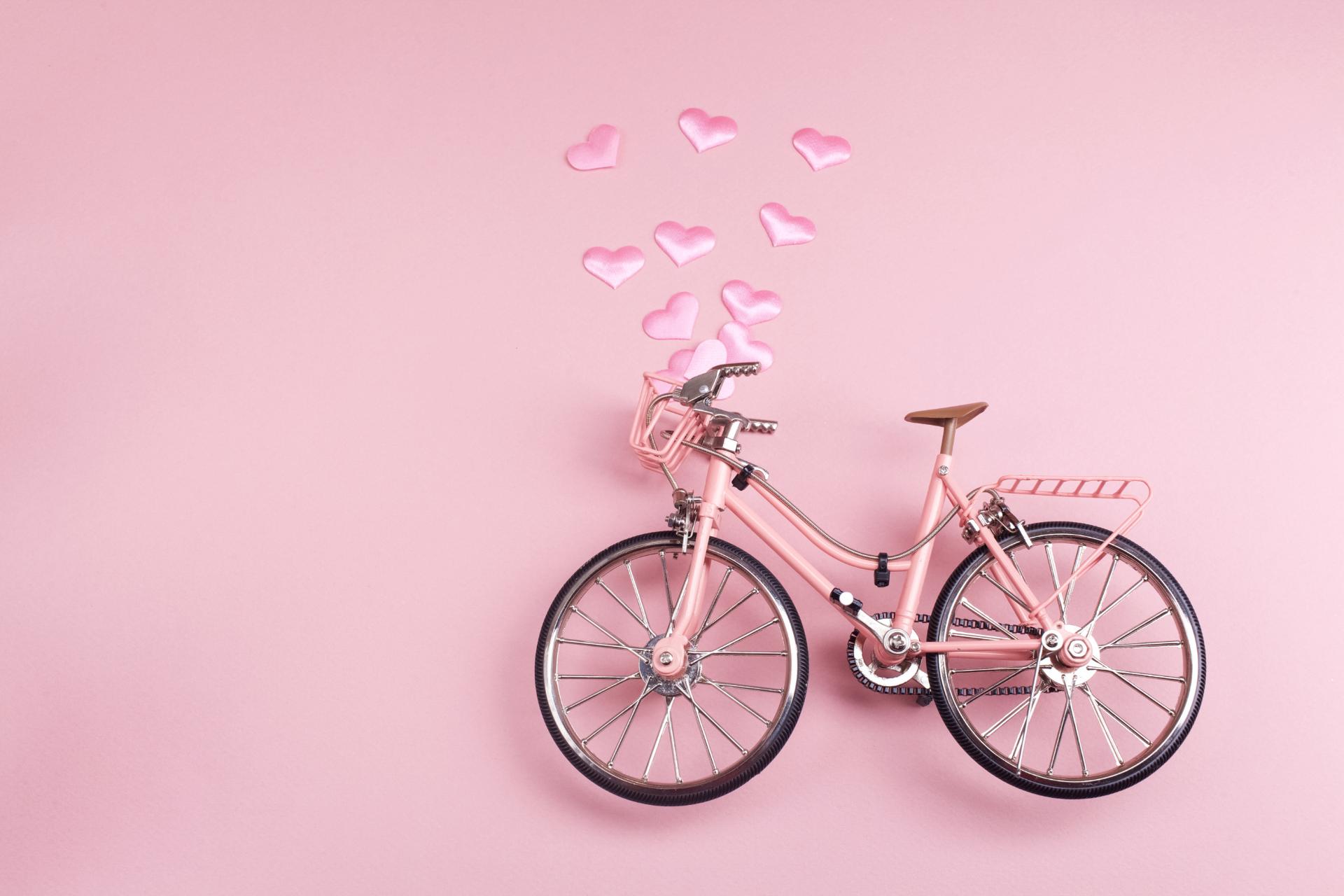 Allestimento vetrina per il giro d’Italia: Idee Alternative
