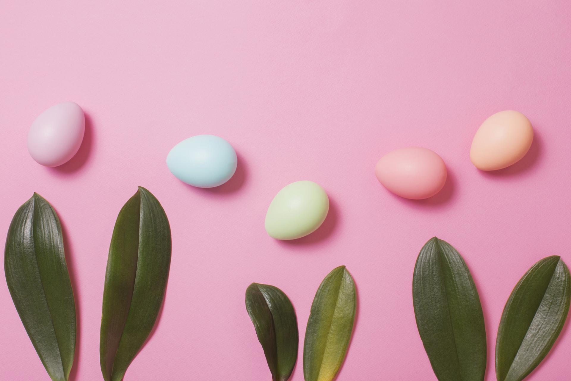 Come allestire una vetrina di Pasqua? Idee pratiche e originali